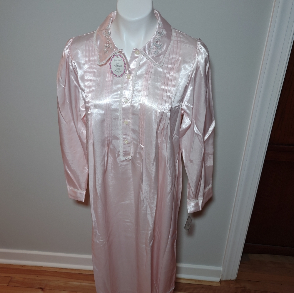 Amanda Stewart intimates nightgown NEW